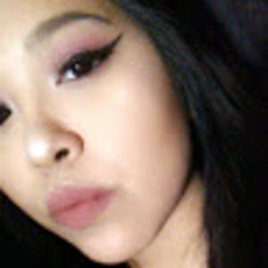 Meet your Posher, Cassandra